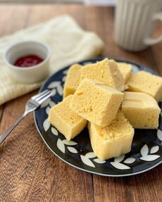 豆腐と米粉のレンジ蒸しパン